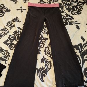 🦄 3 for $18 VS yoga pants